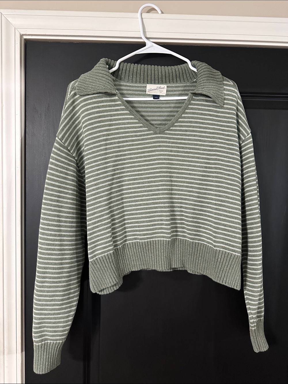 Universal Thread Sage Green and White Striped V-Neck Sweater with Collar